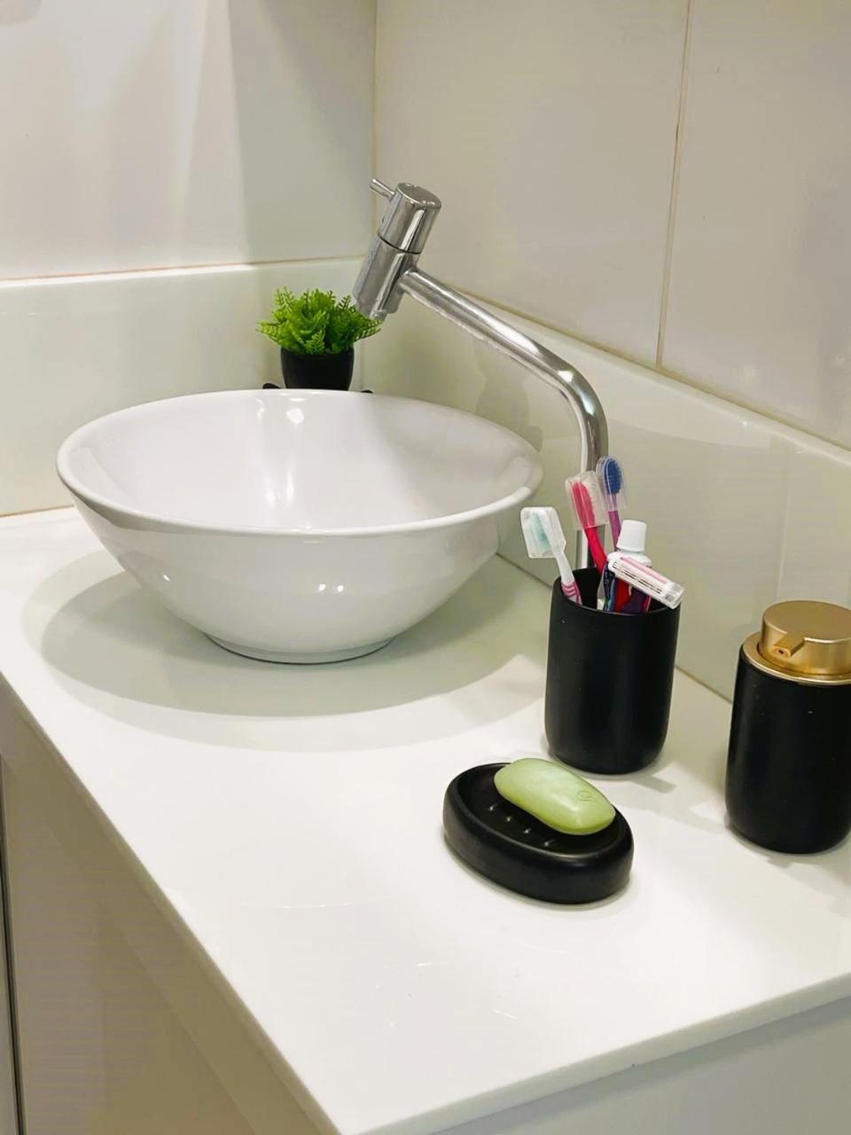 Apartamento De 3 Ambientes Com Aconchego E Excellente Localizacao Салвадор Екстериор снимка
