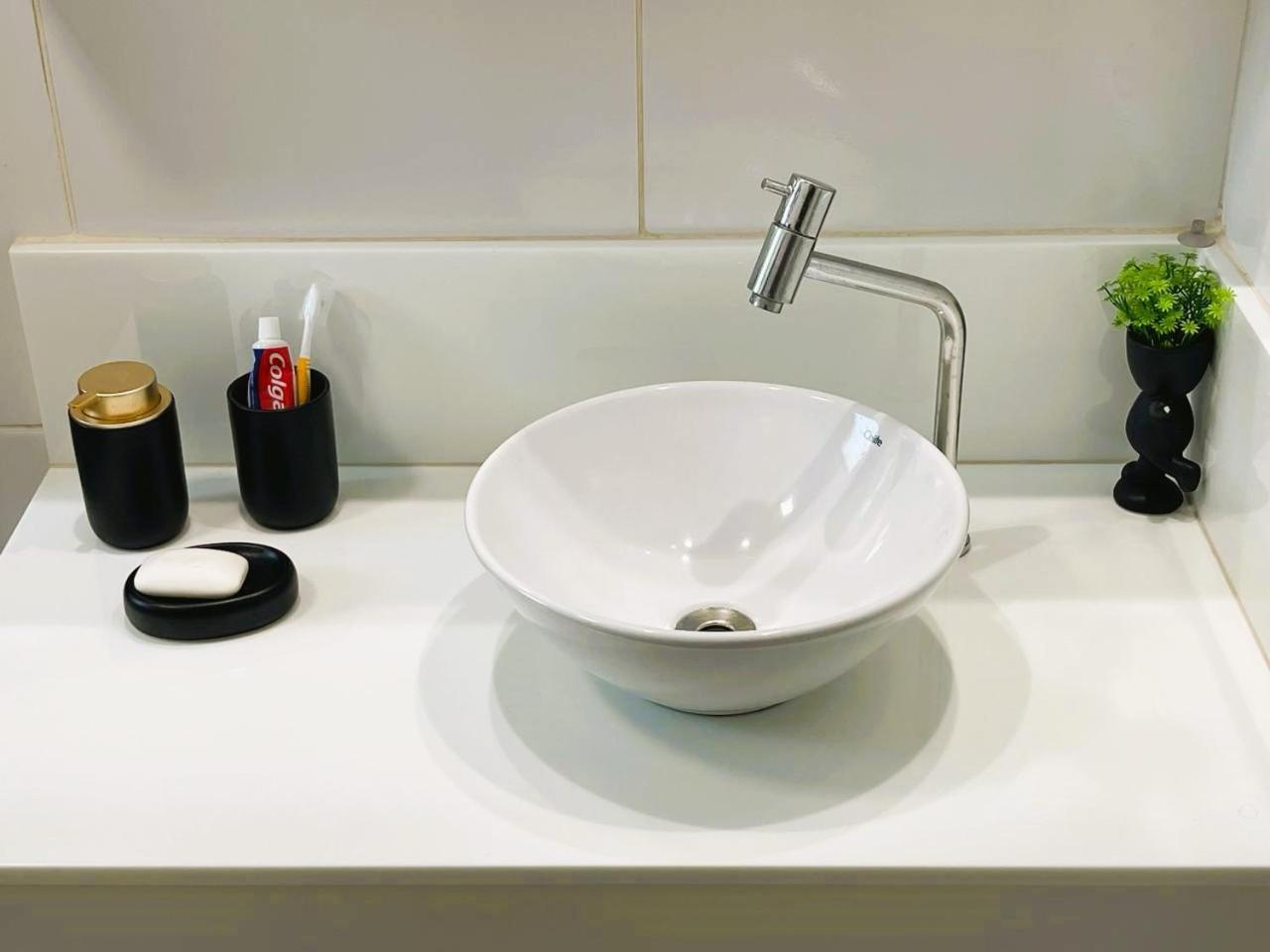 Apartamento De 3 Ambientes Com Aconchego E Excellente Localizacao Салвадор Екстериор снимка